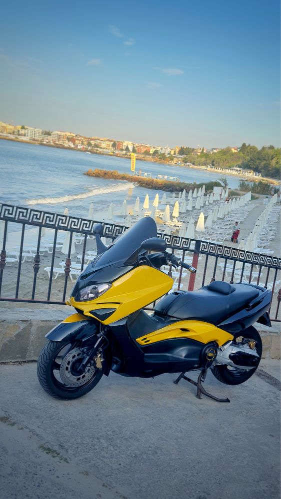 Yamaha T-max 500