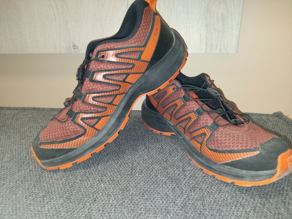 Спортни обувки Salomon