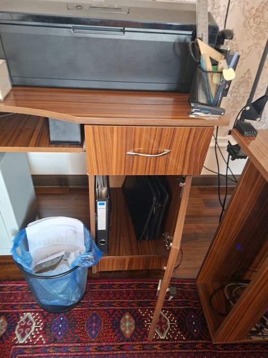 Офисный стол, компутерный стол