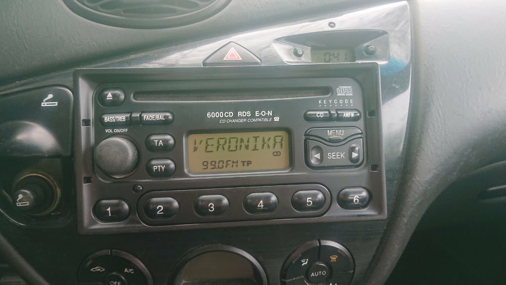 Работещо    CD 6000 RDS E-O-N  за форд,ford  мондео,галакси, транзит.