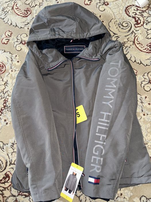 Оригинал Tommy Hilfiger утепленная куртка