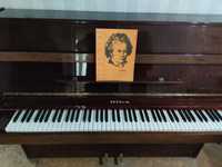 Пианино классическое