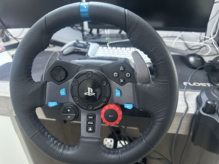 Logitech G29 (PC PS3 PS4 PS5)