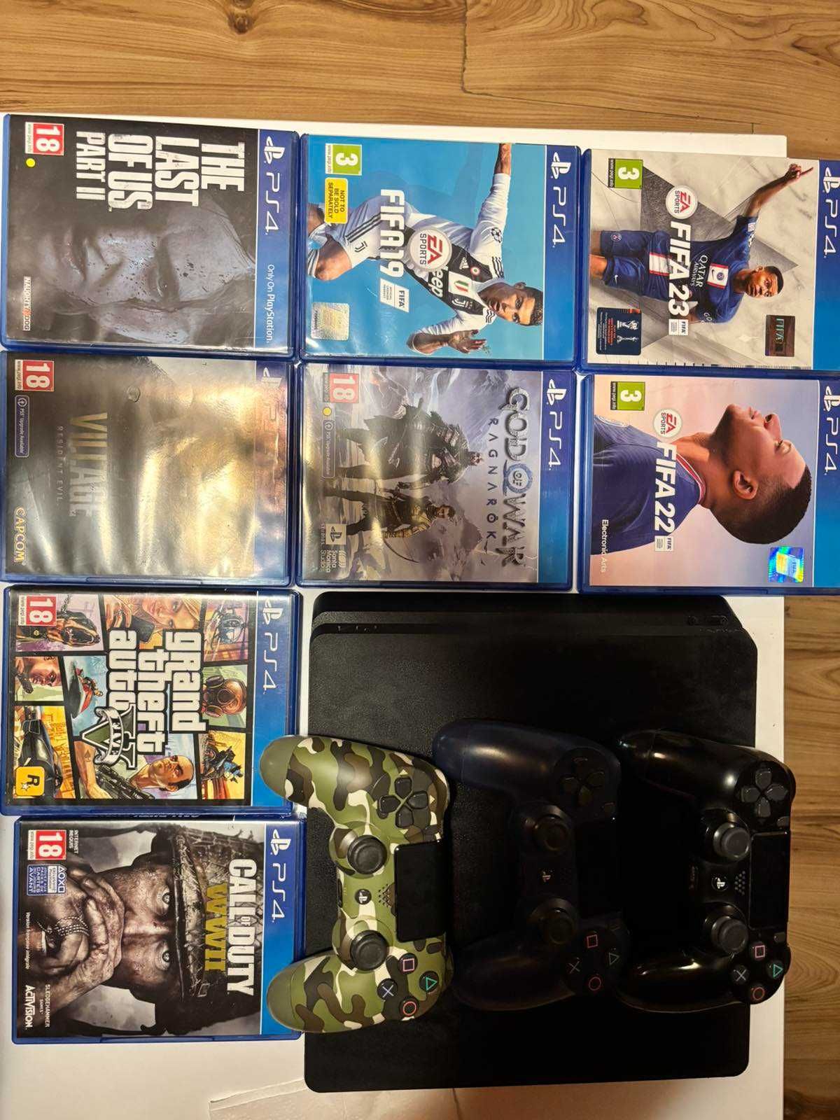Продавам PS4 1TB вт.уп.+8игри+3контролера комплект!Цена:480 лева/245 €
