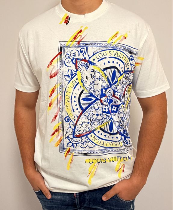 Louis Vuitton тениски — бяла и черна, размери S–XXL, нови