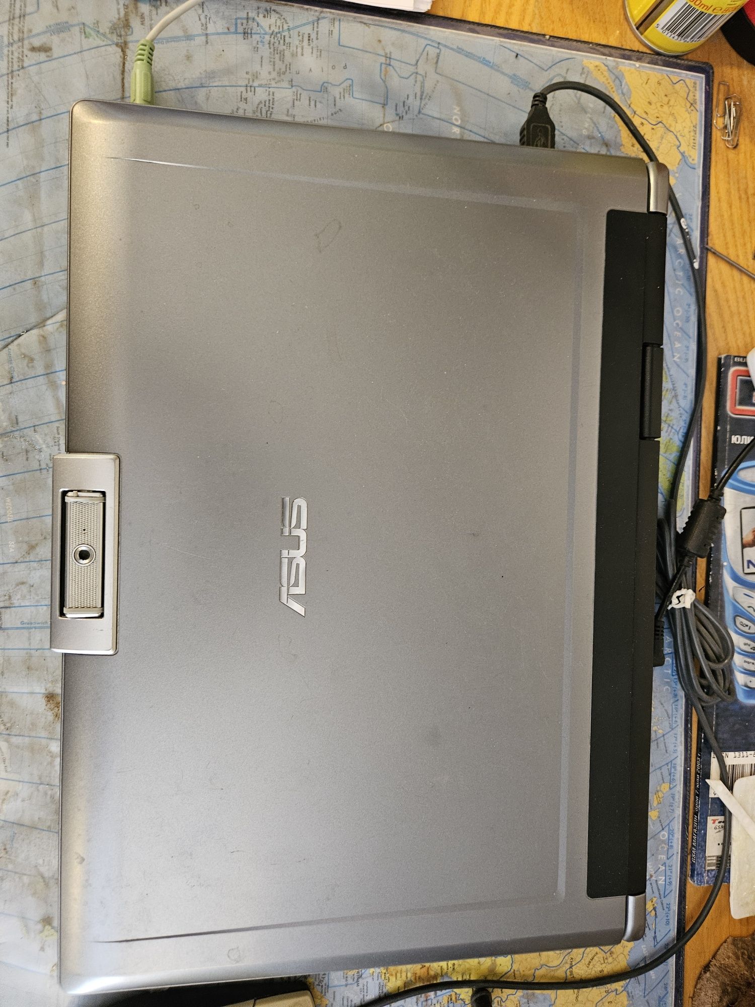 Продава Лаптоп ASUS