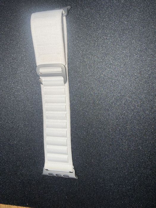 Curea Apple Watch Ultra 49mm – Alpine Loop Starlight, mărimea S