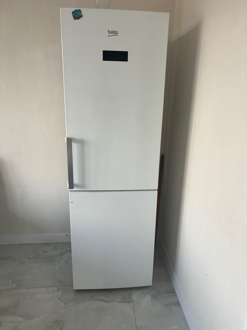 Продам холодильник Beko