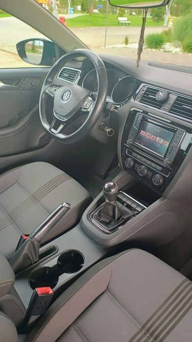 Vând Volkswagen Jetta Allstar