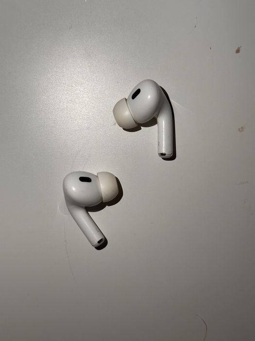 Airpods Pro 2 (Lightning Charging Case)