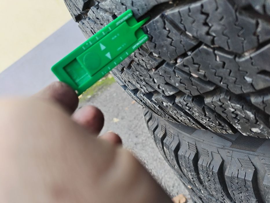 4 Anvelope de iarnă 225 65 R17