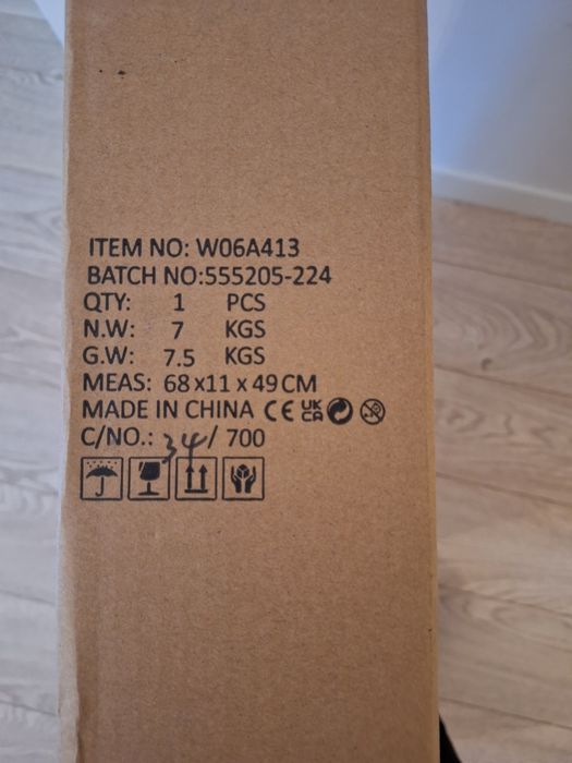 Casa papusi de lemn in cutie noua