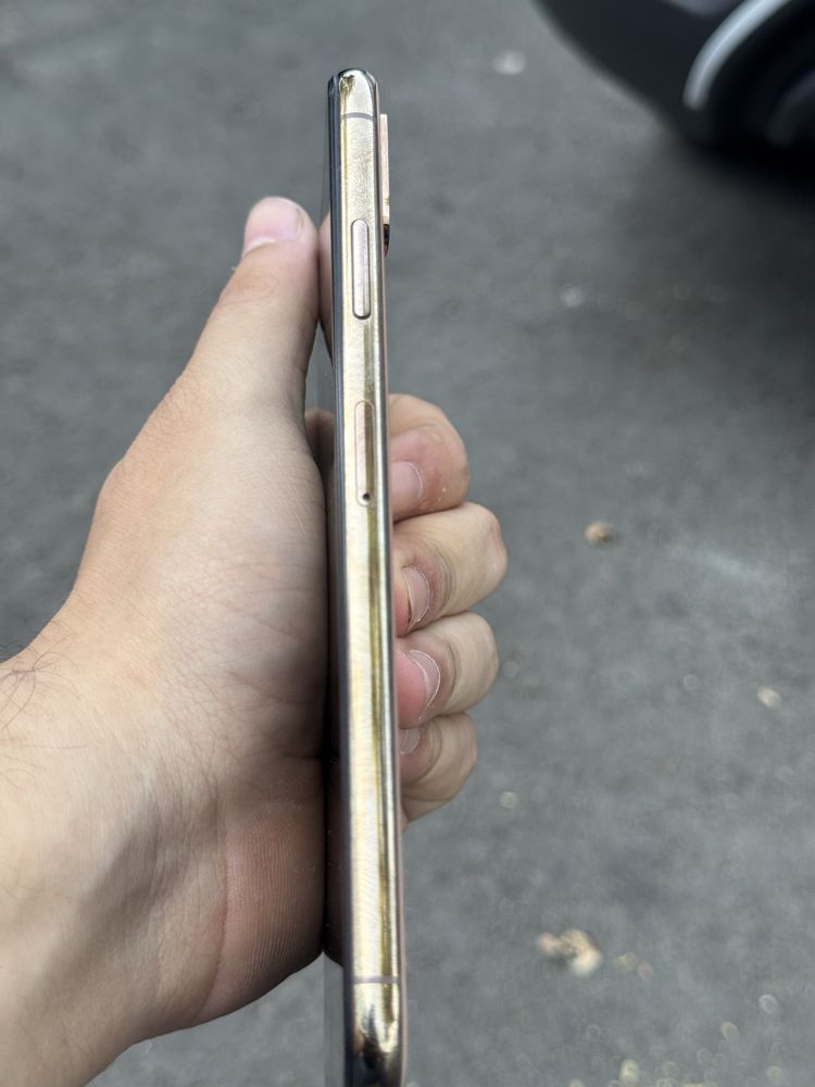Iphone xs max sotiladi
