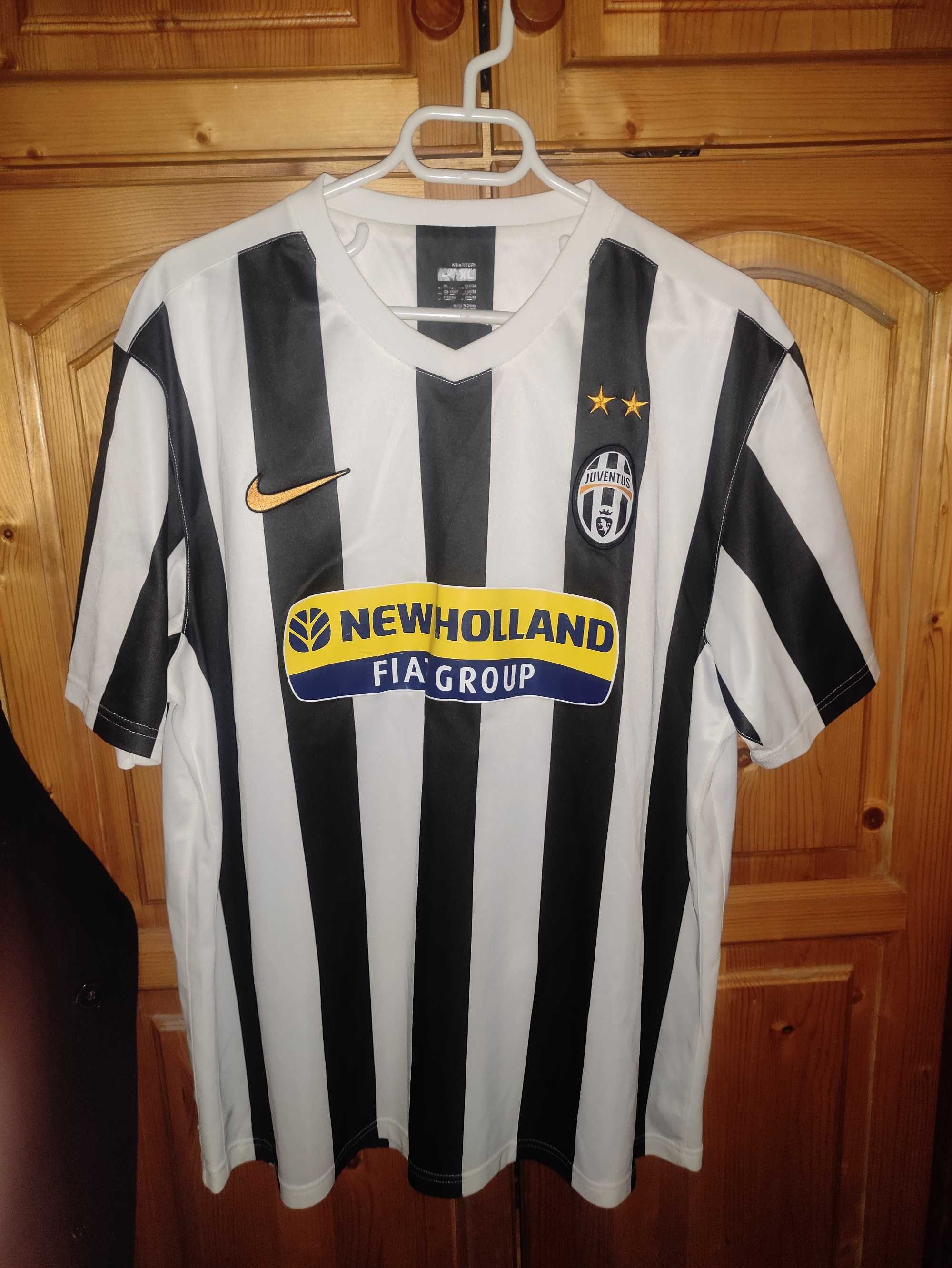 Продавам футболна тениска на Ювентус/Juventus Season 2009/10