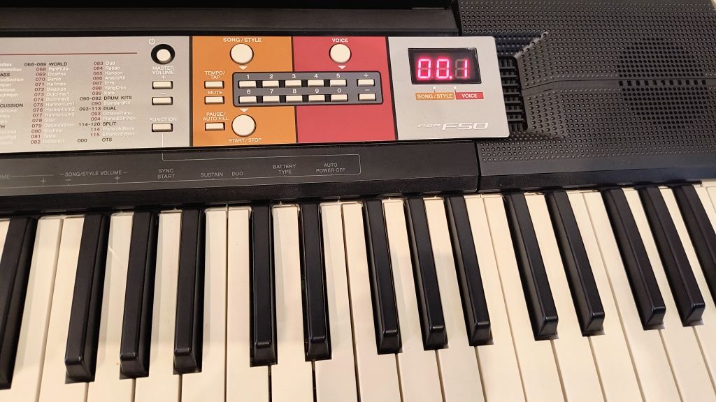 Yamaha PSR-F50 Не използвана.