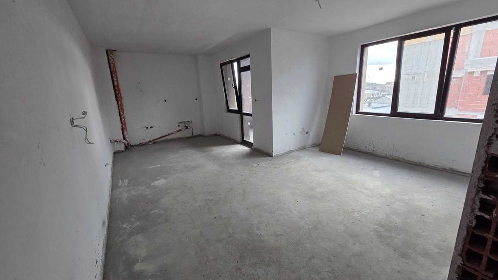 Продава тристаен се апартамент гр.Свиленград