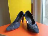 Официални, черни, кожени обувки N: 38,5