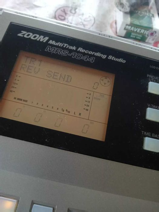 Zoom MRS-1044 MultiTrak Recording Studio Recorder