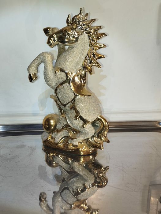 Продам статуэтки символ года 2026