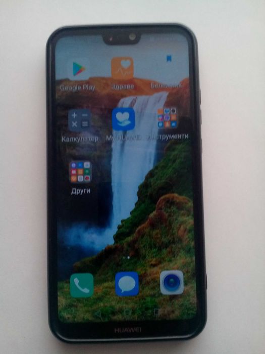 Телефон HUAWEI P20 lite