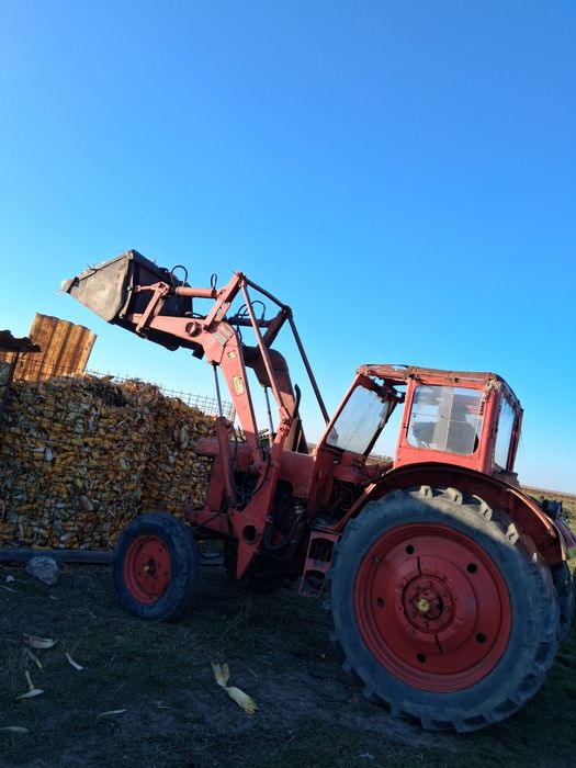 Vând Belarus cu încărcător