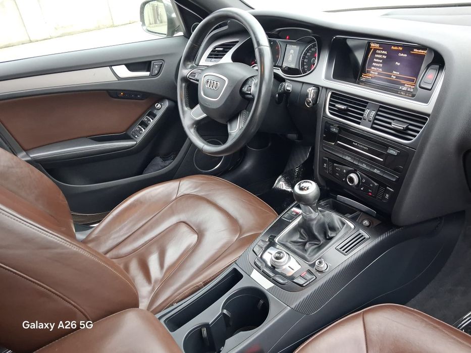 Audi A4 2013 2.0tdi 150 cp  euro 5 panoramic piele navigație