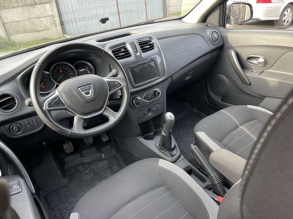 Dacia Sandero Stepway 0.9Tce 90cp Usor Avariat/avariata