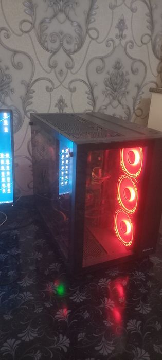 Kompiyuter sotiladi.