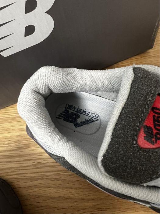 New Balance 9060 gri