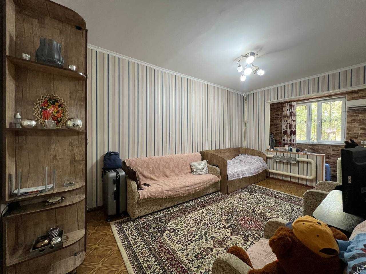 Продаётся 3/1/4, 66 м2, Авиасозлар 2, рынок Кадышева