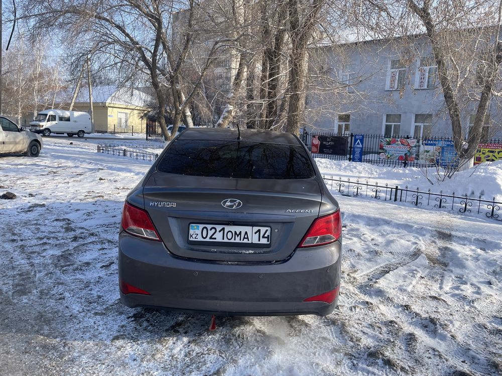 Hyundai accent 2014