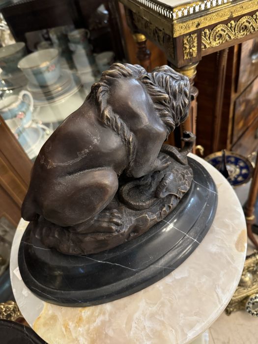 Statueta bronz masiv- leu-16kg