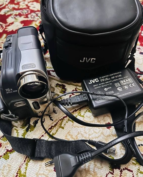 JVC MiniDV raqamli, video kamera, fotoaparat, kamera, камера, ideal