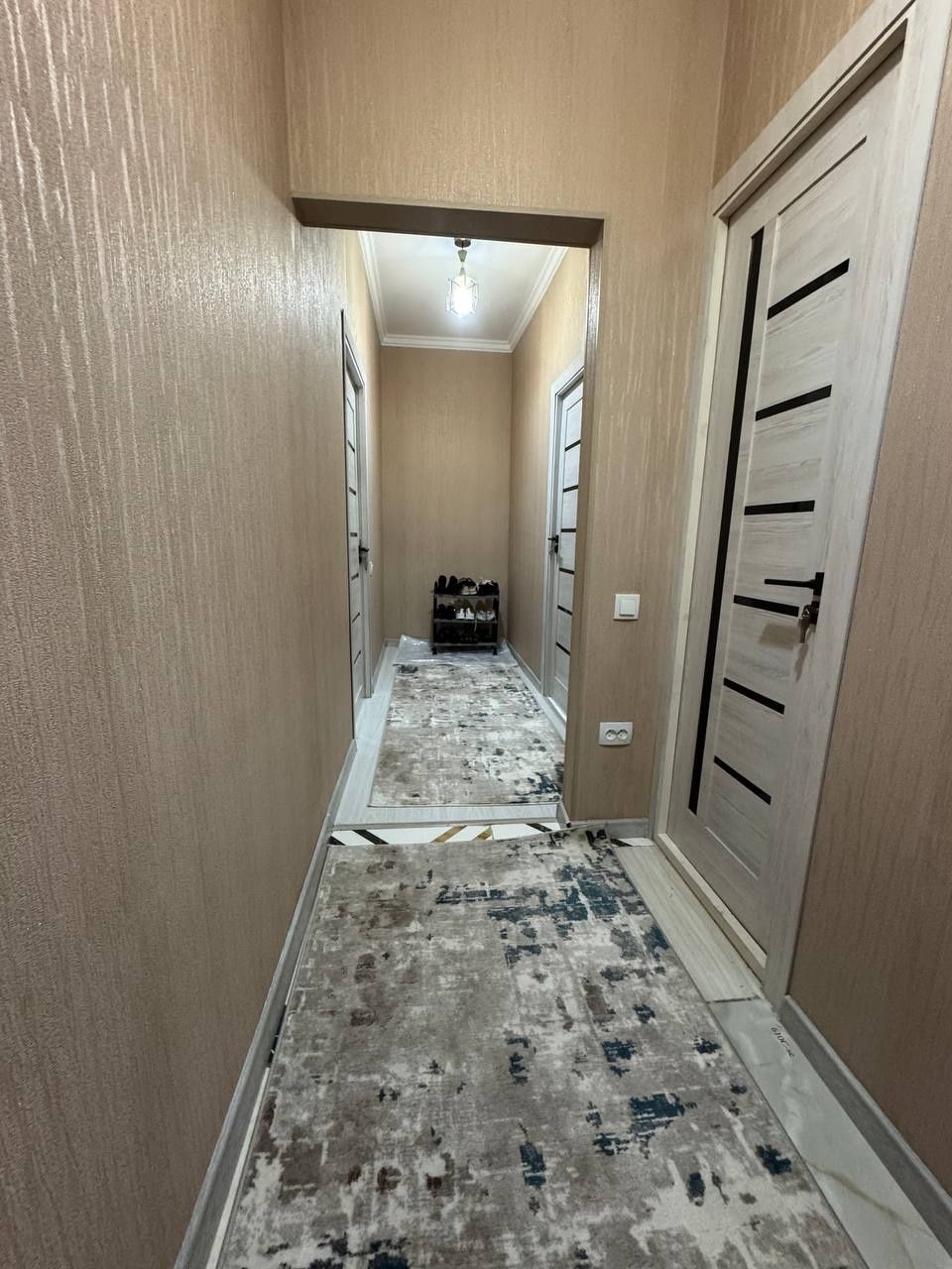 Kvartira Chilonzor-19 Al-Xorazmiy 3*4*4 faqat qizlaga
