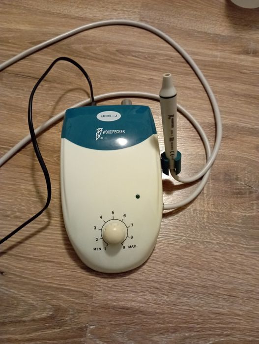 Aparat detartraj ultrasunete