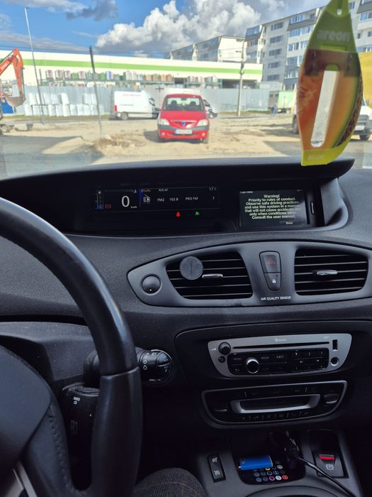 Renault Scenic 5 locuri