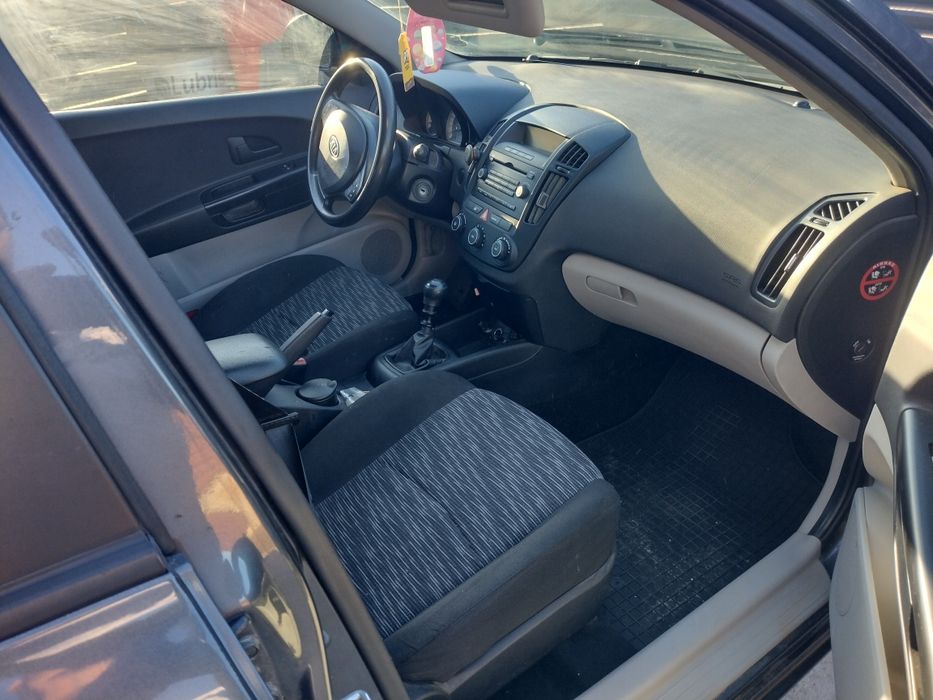 KIA cred 1.4 benzina 2008