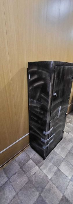 Сейф б.у. насыпной ,тяжёлый.