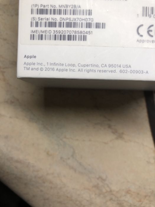 Iphone 7-безупречно работещ