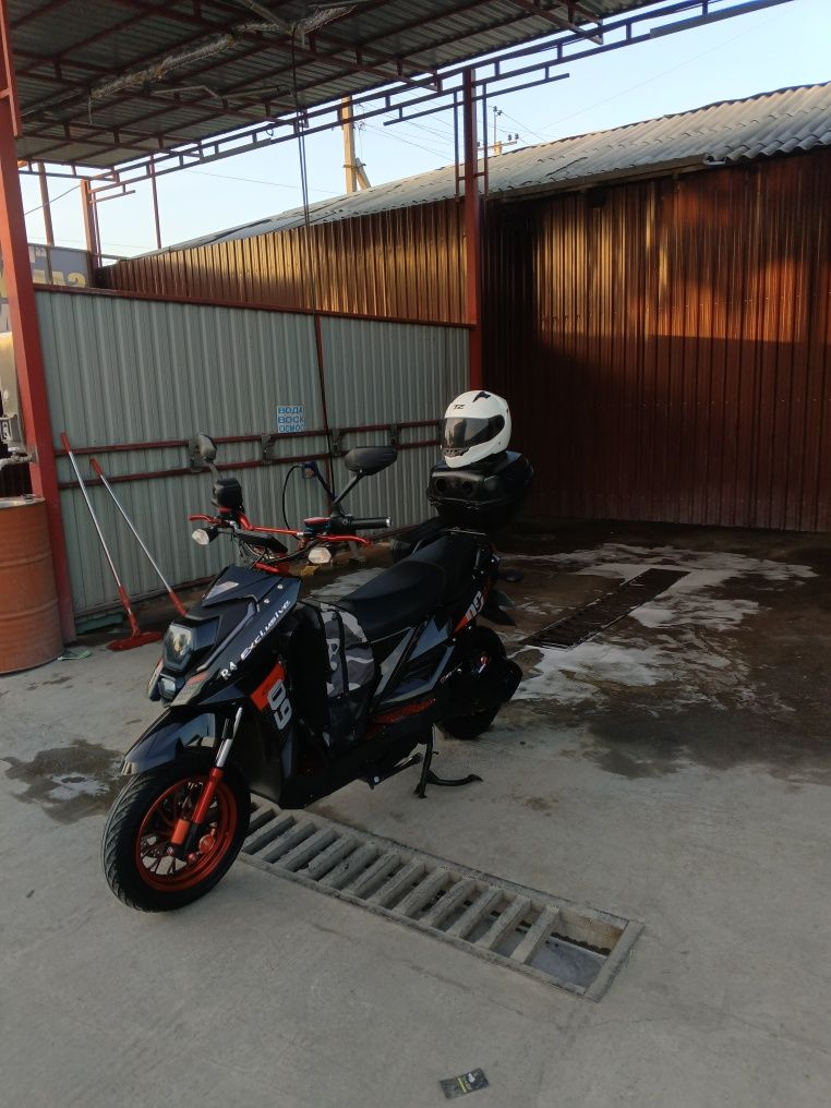 Redline skuter 620$ boʻlishi holati yangiday