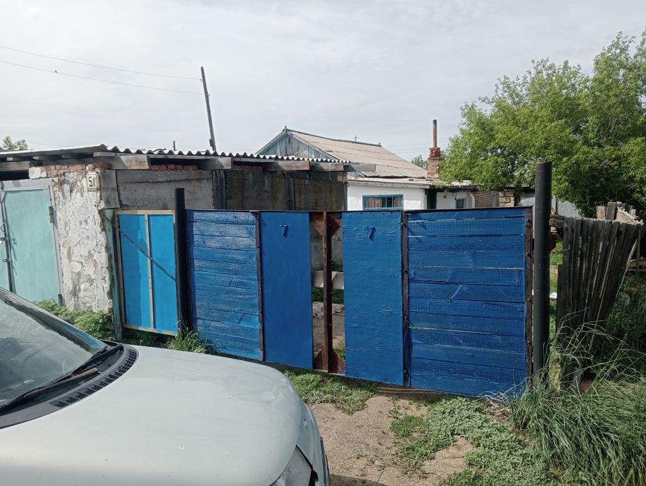 Продам дом во втором квартоле.