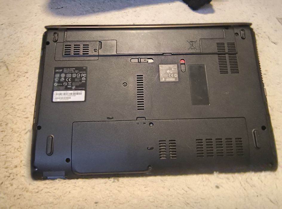 Laptop Acer Aspire 5742