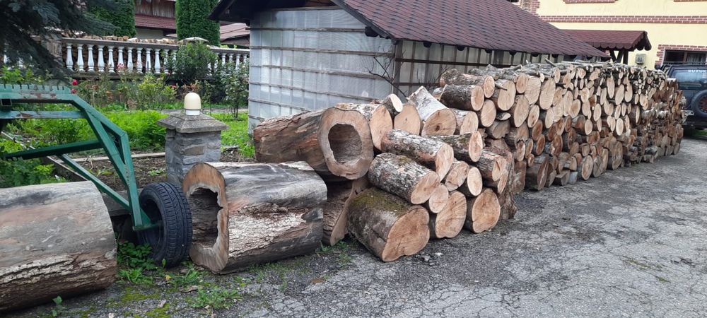 Vand lemne de foc crapate sau butuci taiati la 40-45 cm