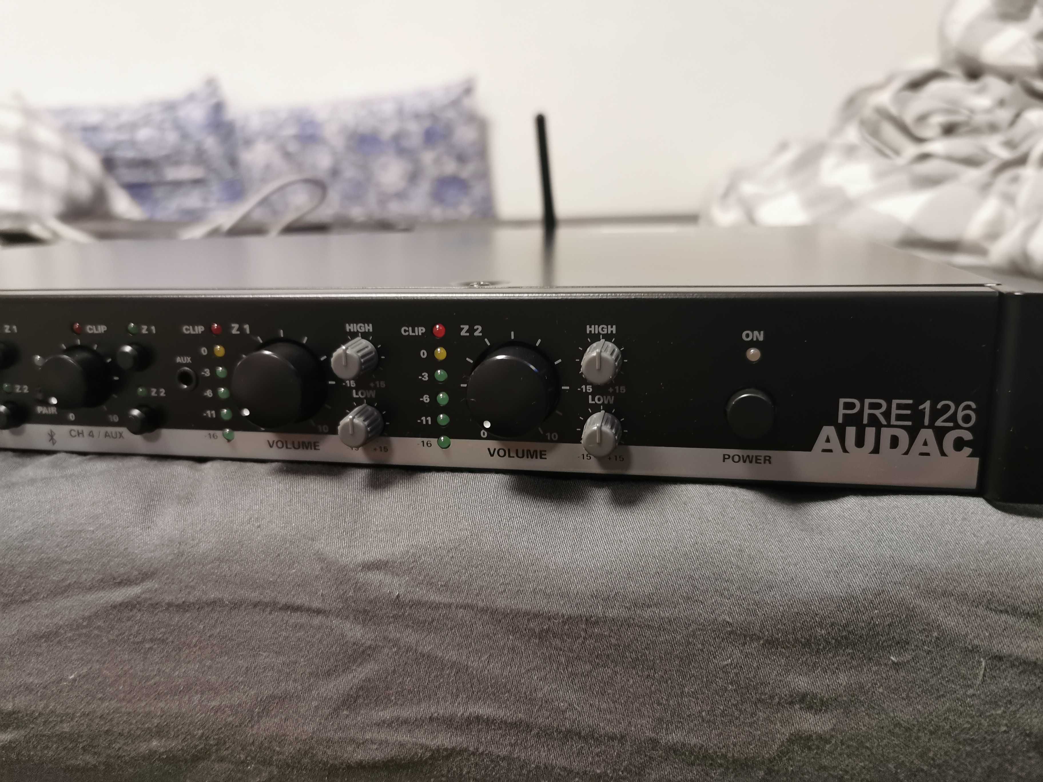 AUDAC PRE 126 pre amplificator audio bluetooth aux, dj muzica