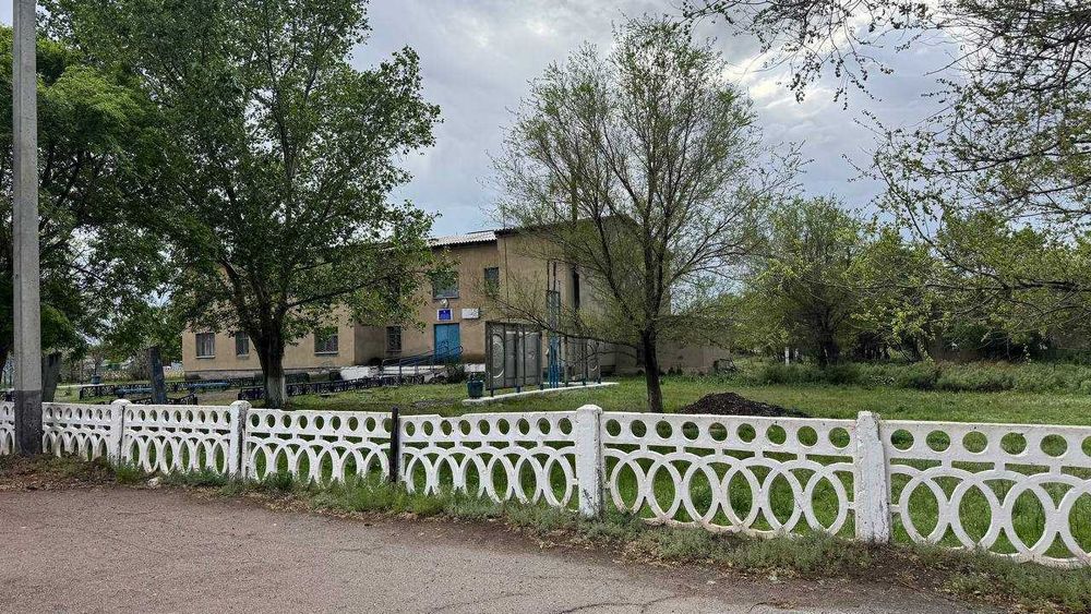 Продам контору, офисное здание в поселке