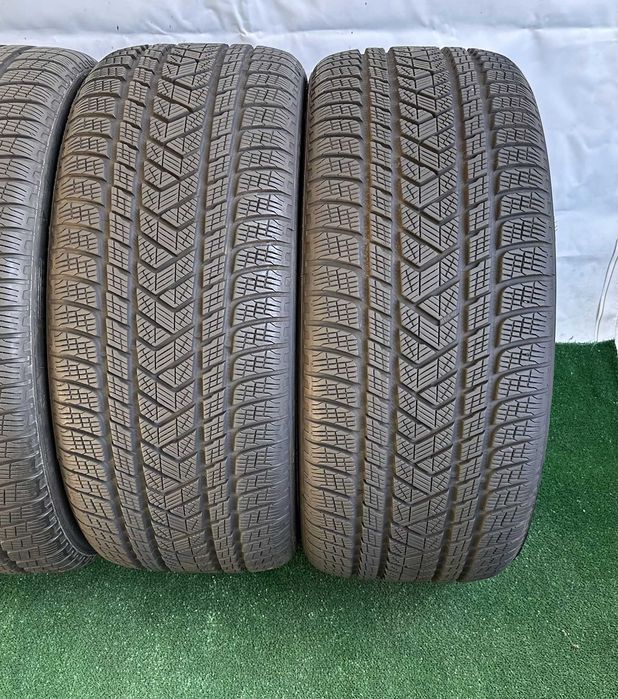 4бр пакет 265/40r21 и 305/35r21 PIRELLI Scorpion WINTER зимни