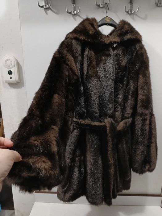 Haina de blana elegantă ecologica maro cu gluga