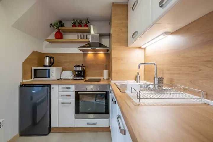Продава се Едностаен апартамент в София, Център - 40 кв.м за 2763 €/кв.м - Снимка #2