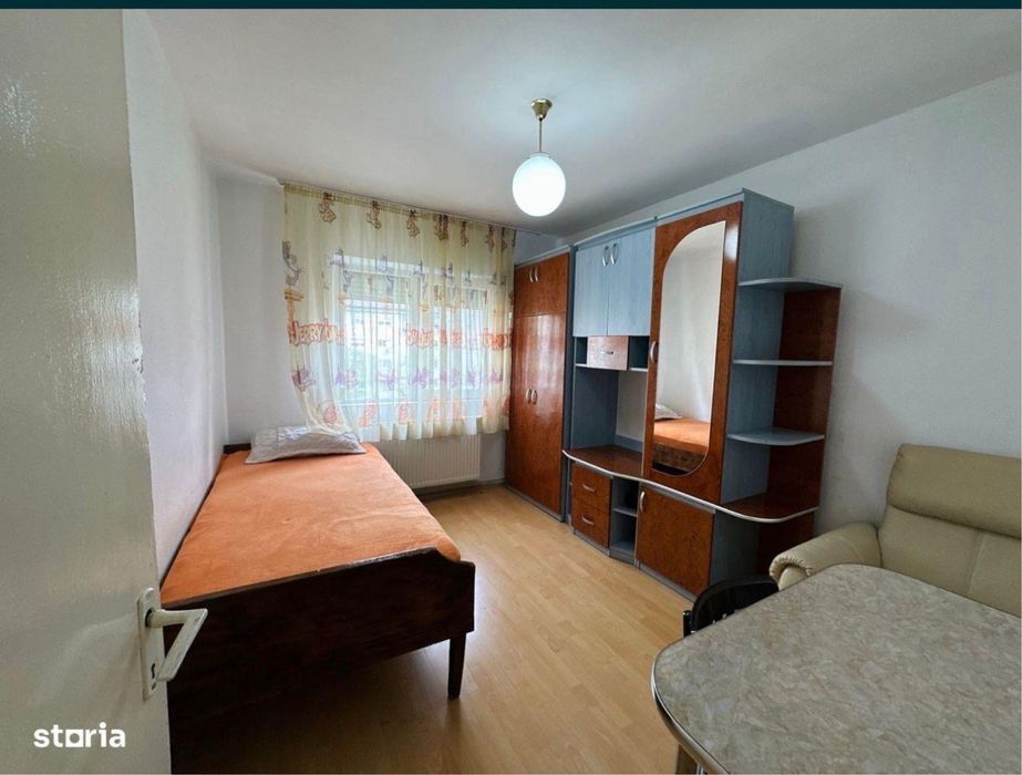Vand mobila second hand