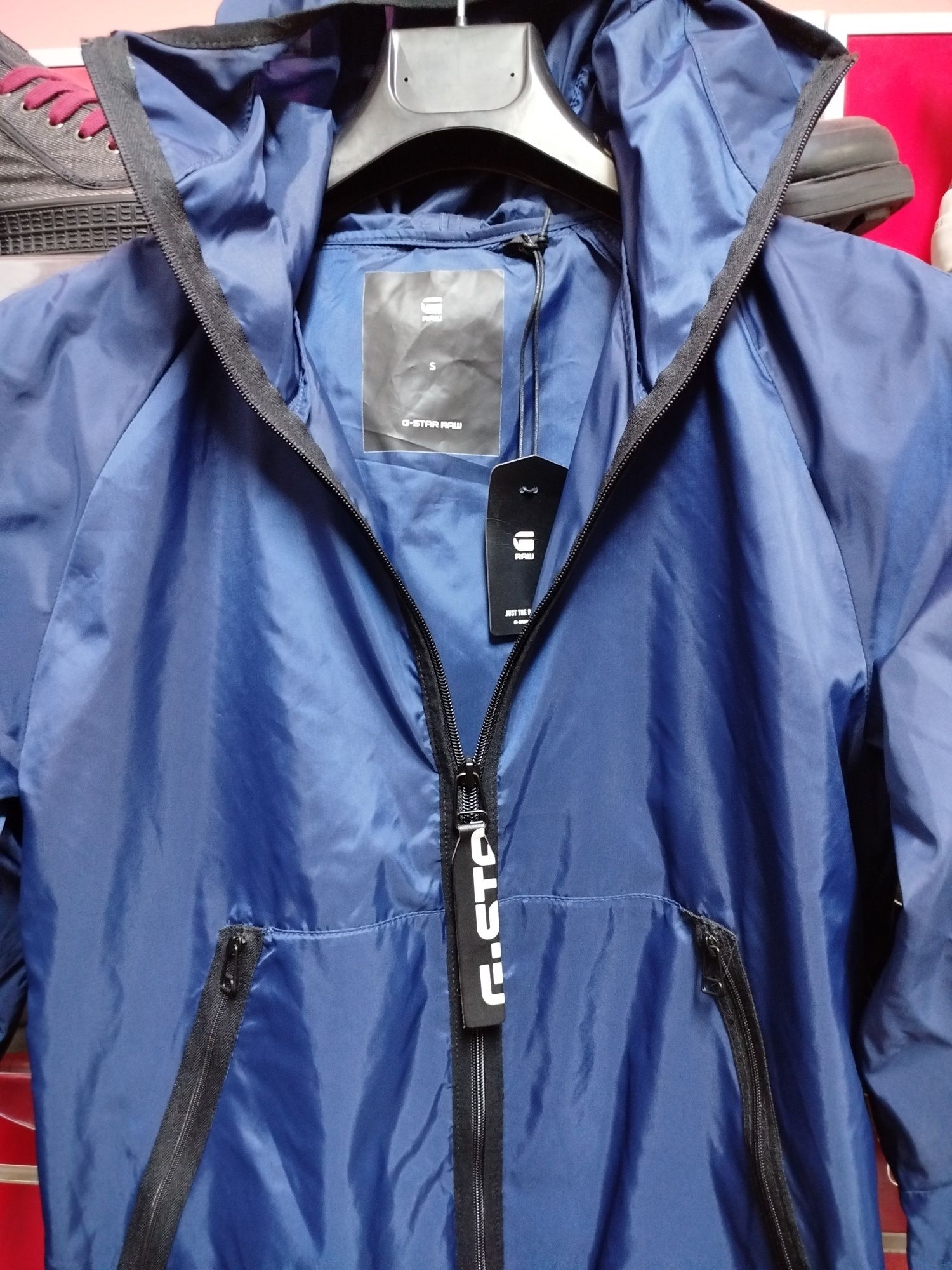 Оригинална ветровка G-Star Raw Strett S , M нова мъжка горнище яке